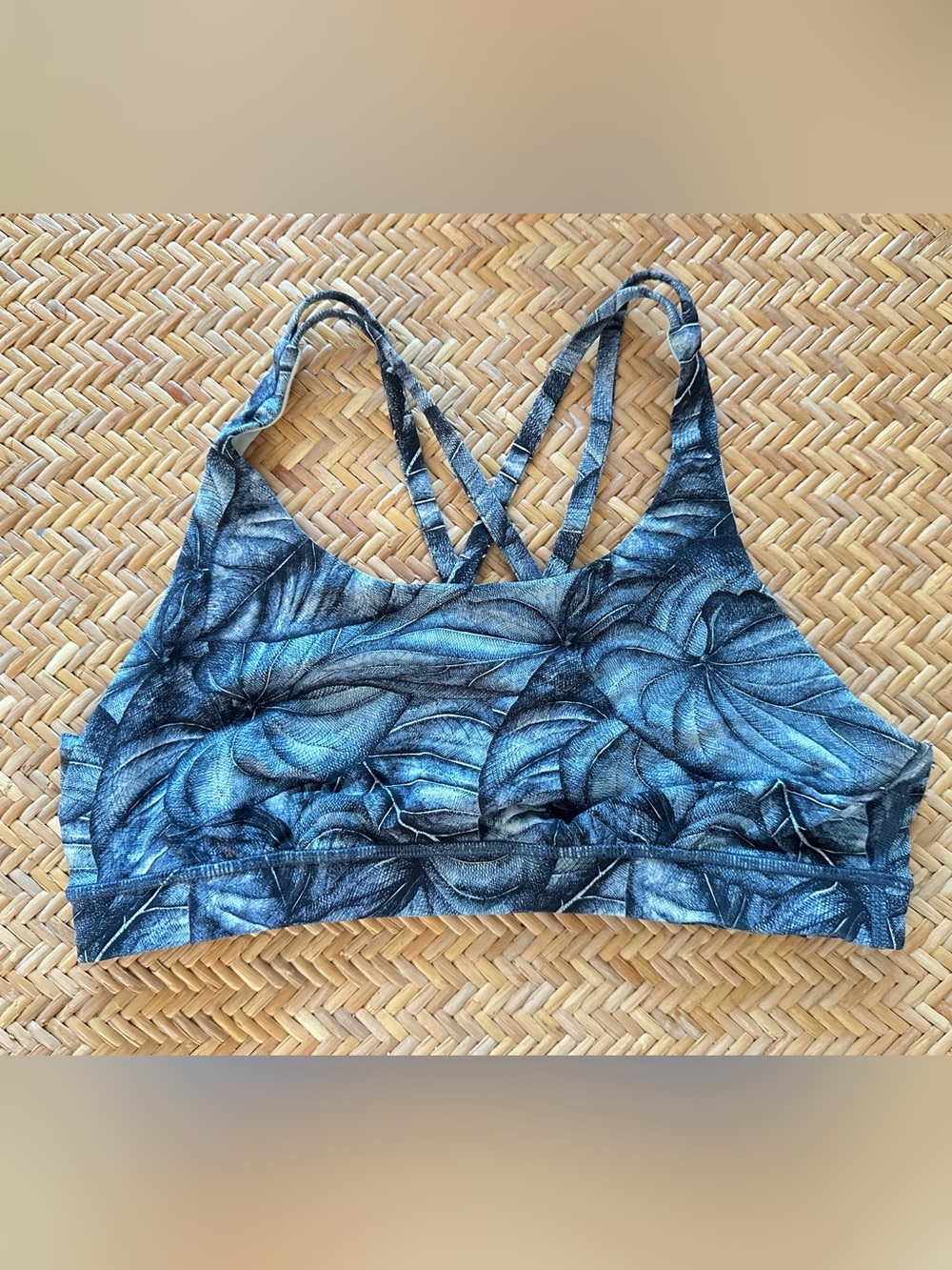 Lululemon Energy Bra 🌴
